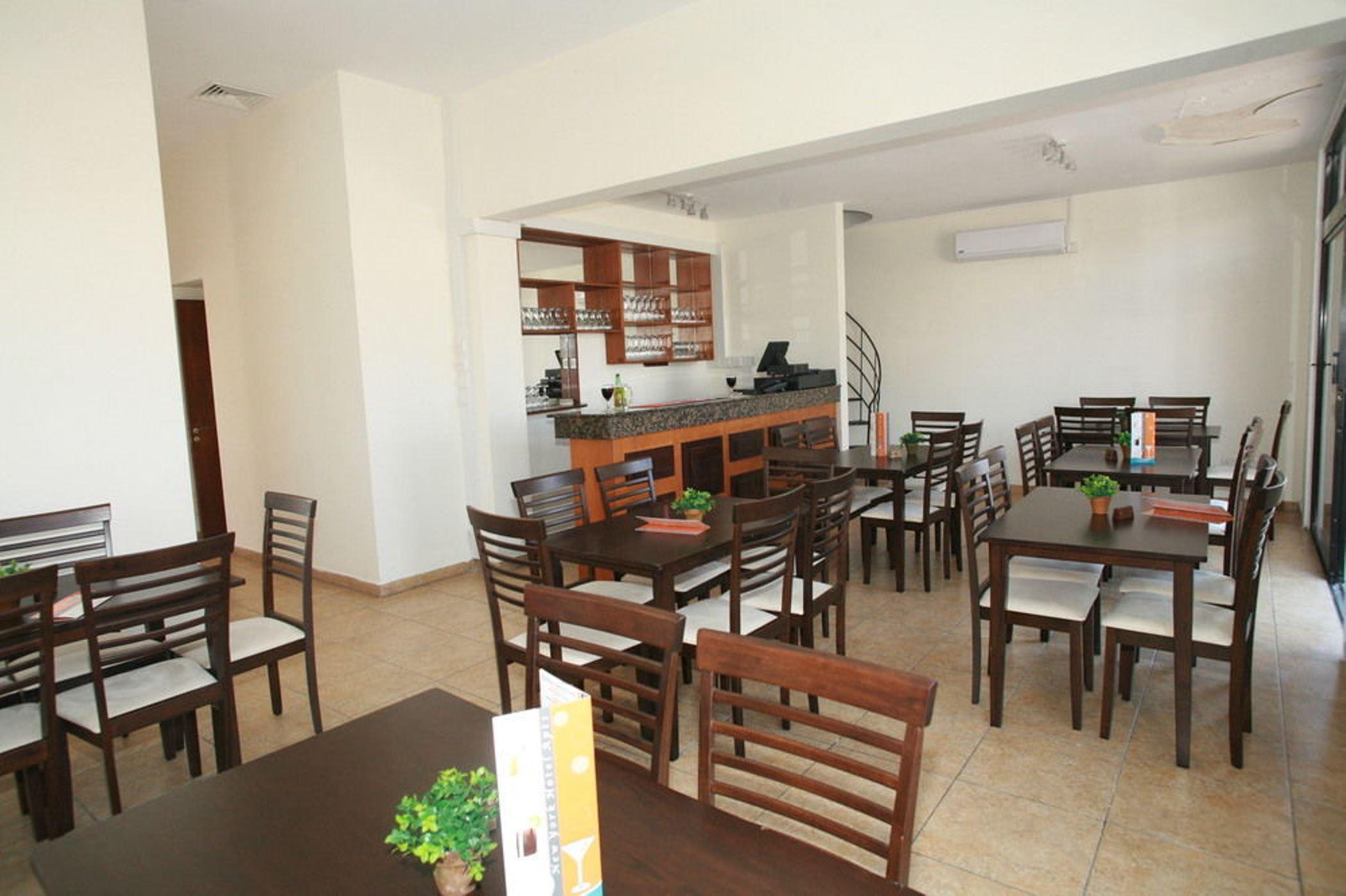 New York Plaza Hotel Apartments Paphos Buitenkant foto